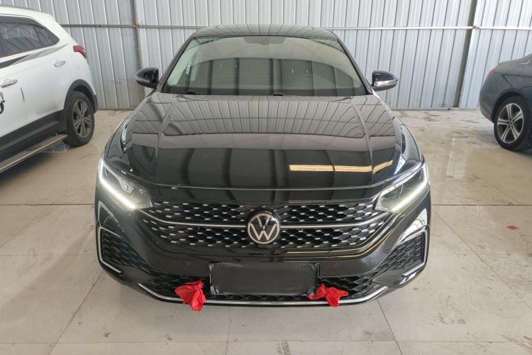 Used Volkswagen Passat 2024 380TSI Starry Dragon Edition Front