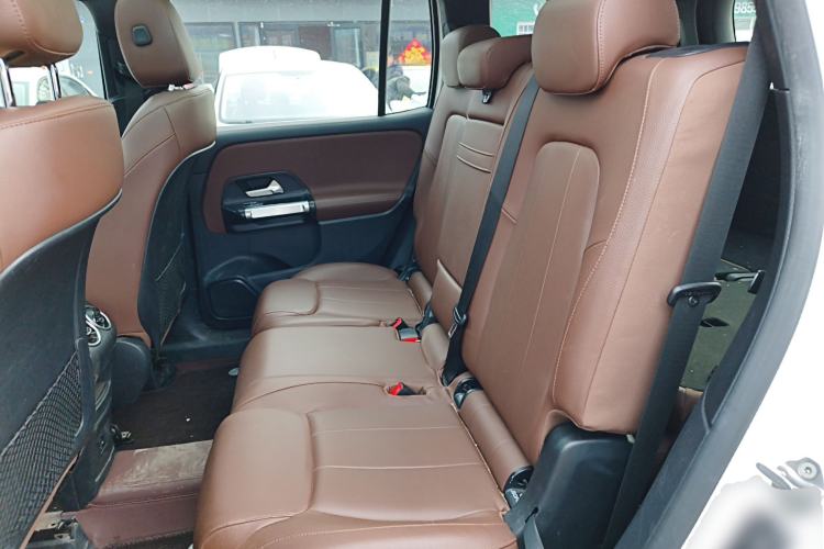 Used Mercedes-Benz GLB 2022 Updated GLB 200 Fashion Edition Left Rear Seat