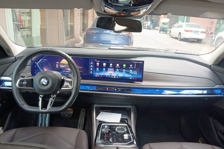 Used BMW 7 Series 2023 735Li M Sport Package