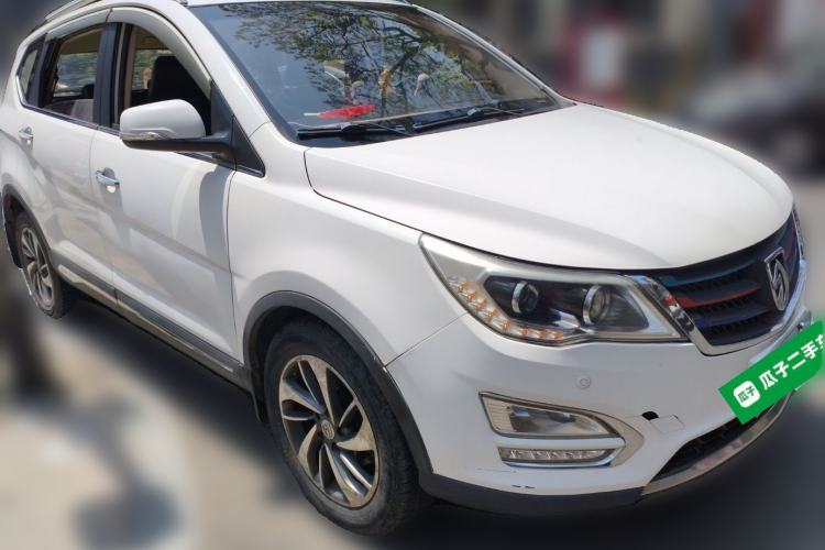 Used Baojun 560 2015 1.8L manual luxury version