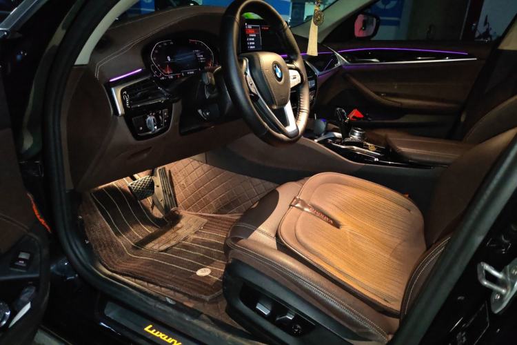 Used BMW 5 Series 2020 525Li Luxury Package
