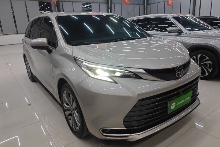 Used Toyota Sienna 2024 2.5L Hybrid Prestige Deluxe Edition