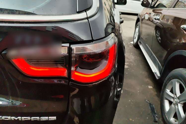 Used Jeep Compass 2020 220T Automatic Leading Edition