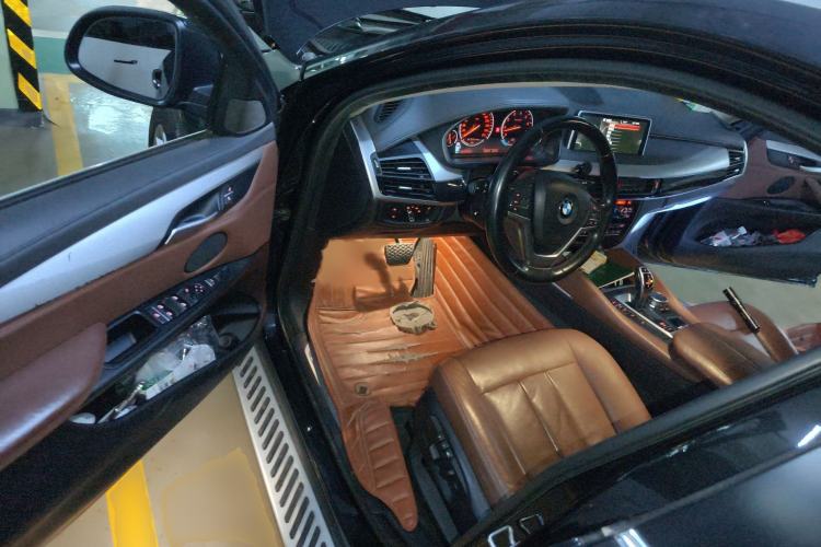 Used BMW X6 2015 xDrive35i Leading Model