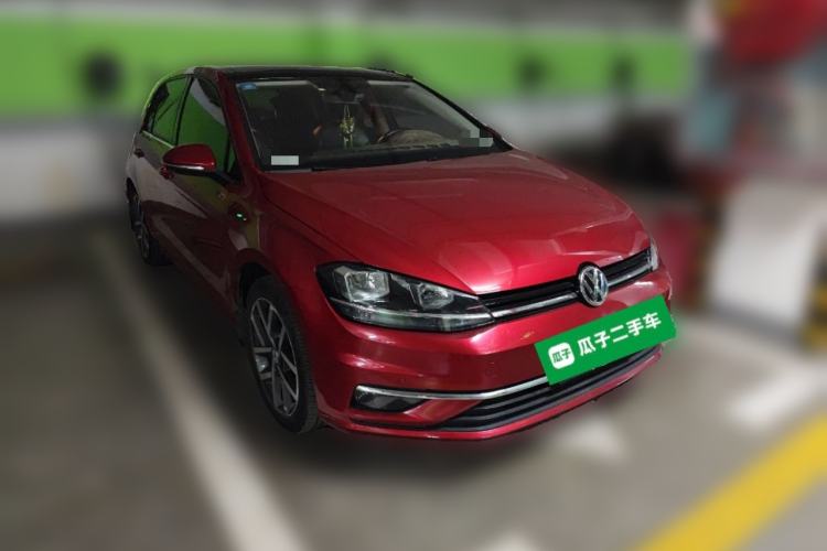 Used Volkswagen Golf 2018 230TSI Automatic Luxury Version
