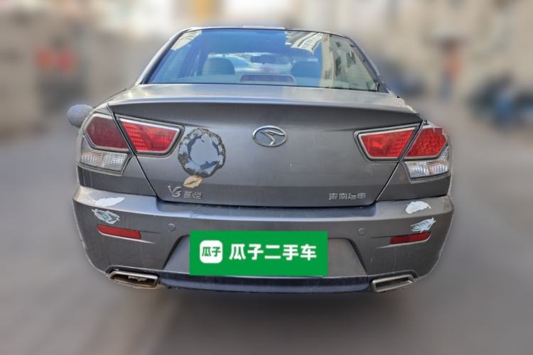 Used Soueast V3 Lingyue 2012 1.5L Manual Comfort Edition
