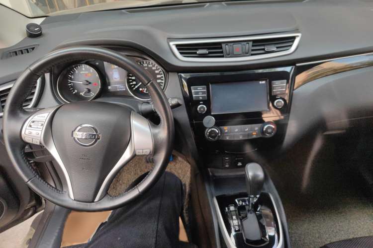 Used Nissan Qashqai 2017 2.0L CVT Smart Enjoyment Version China V Standard
