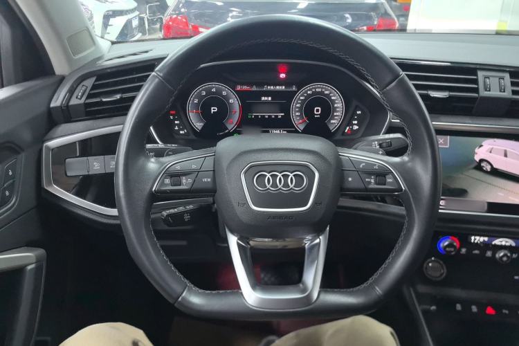 Used Audi Q3 2023 35 TFSI Fashion Dynamic Model (1.5T)