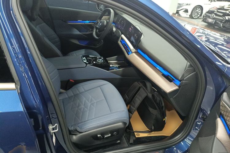 Used BMW 5 Series 2024 530Li Luxury Package Premium Edition