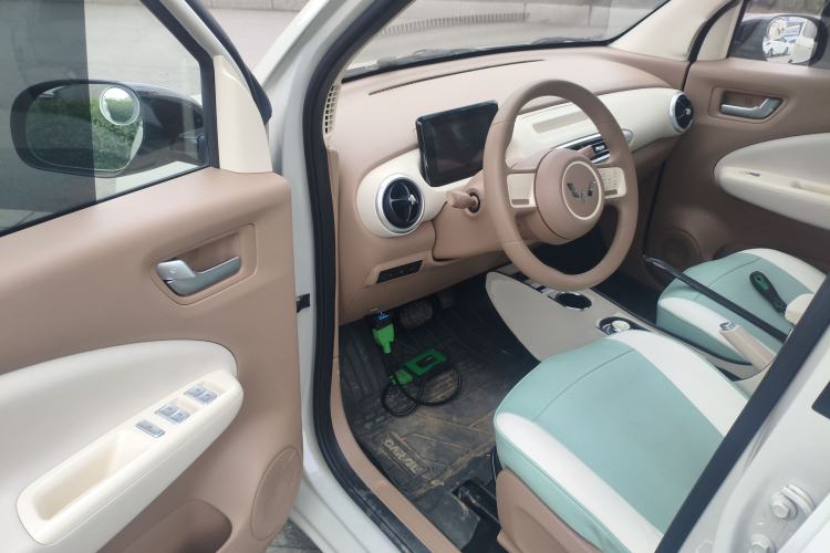 Used Wuling Hongguang MINIEV 2025 Four-Door Version Advanced Edition
