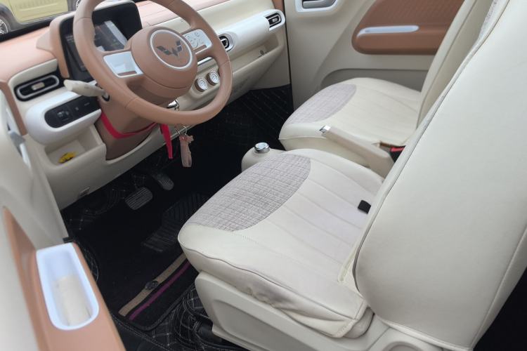 Used Wuling Hongguang MINIEV 2024 3rd Generation 215km Youth Edition
