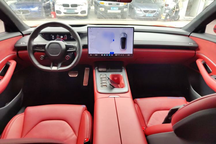 Used Xiaomi Auto SU7 2024 Four-Wheel Drive Ultra-Long Range Advanced Intelligent Driving Max Edition