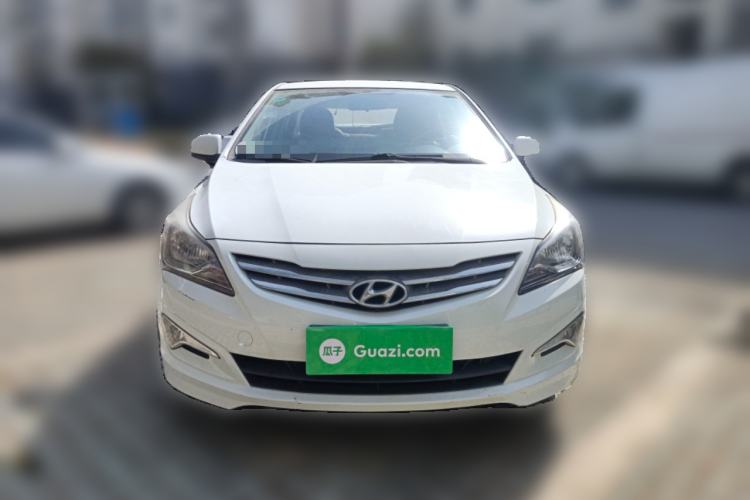 Used Hyundai Verna (older generation) 2014 1.4L Manual Smart GLS Trim
