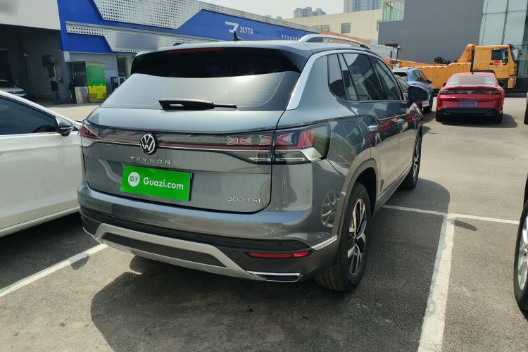 Used Volkswagen Tayron 2023 300TSI Two-Wheel-Drive Luxury Plus Advanced Edition Rear Right 45 Deg