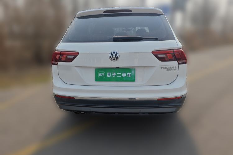 Used Volkswagen Tiguan L 2018 330TSI Automatic Two-Wheel Drive Luxury Edition Rear