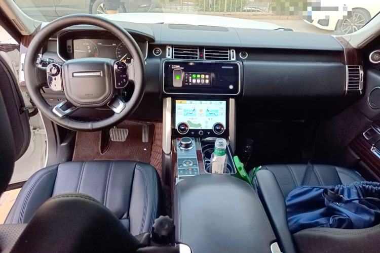 Used Land Rover Range 2014 3.0 SC V6 Vogue SE Long-Wheelbase Edition Center Console