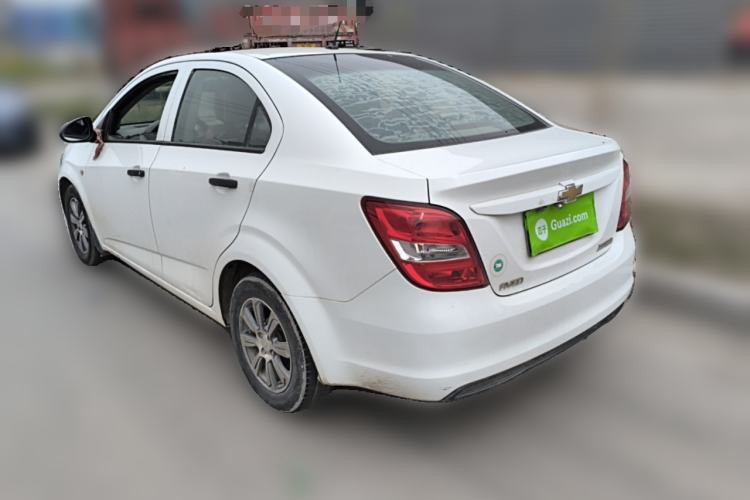 Used Chevrolet Aveo Sonic 2014 Sedan 1.4 SL MT Comfort Edition Rear Left 45 Deg