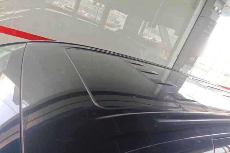 Used VOYAH Dream 2025 PHEV Four-Wheel-Drive Flagship Kunpeng Edition Roof