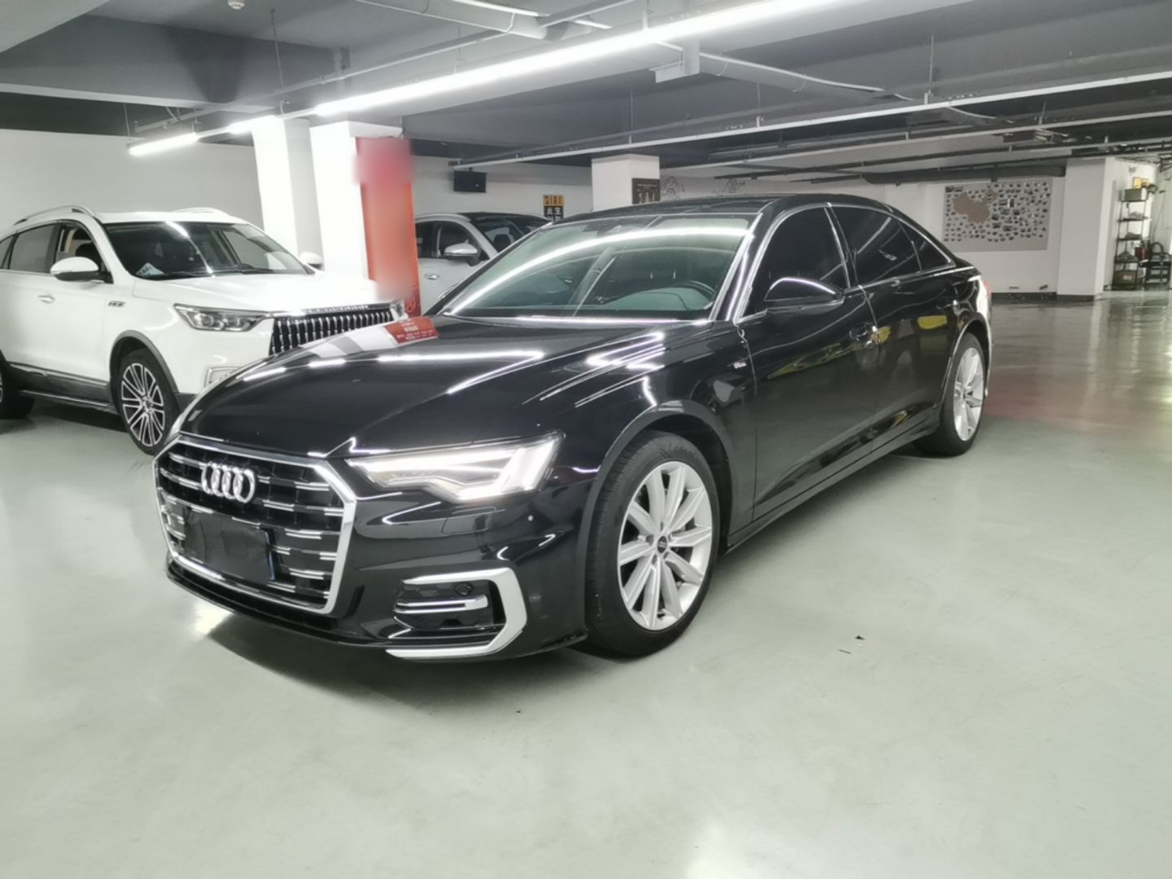 Под передней частью автомобиля