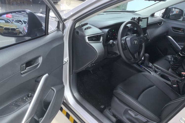 Used Toyota Corolla Cross 2024 2.0L Pioneer Edition