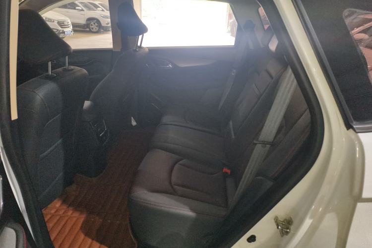 Used Baojun 560 2016 1.5T Manual Luxury Model Left Rear Seat