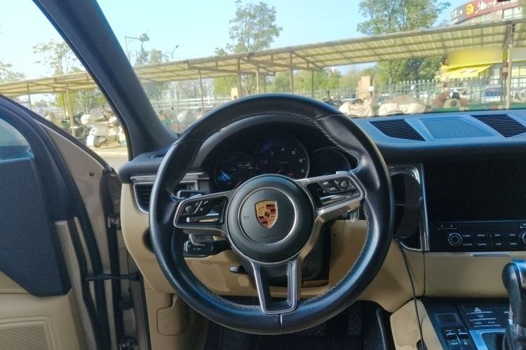 Used Porsche Macan 2017 Macan 2.0T