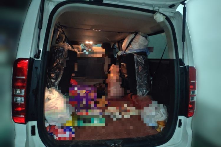 Used JAC Refine M3 2025 PLUS 1.8L Manual Classic Edition 7 Seats Trunk