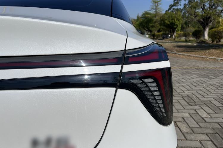 Used Hongqi H6 2023 2.0T ZhiShang Version
