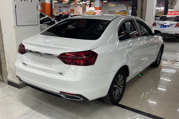 Used Geely Auto Emgrand 2019 Leading Edition 1.5L Manual Luxury Model China VI Standard
