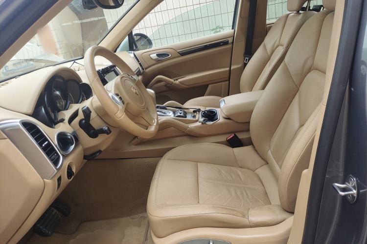 Used Porsche Cayenne 2014 Cayenne Platinum Edition 3.0T