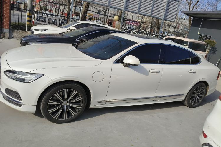 Used Volvo S90 New Energy 2022 T8 eDrive Hybrid Luxury Edition