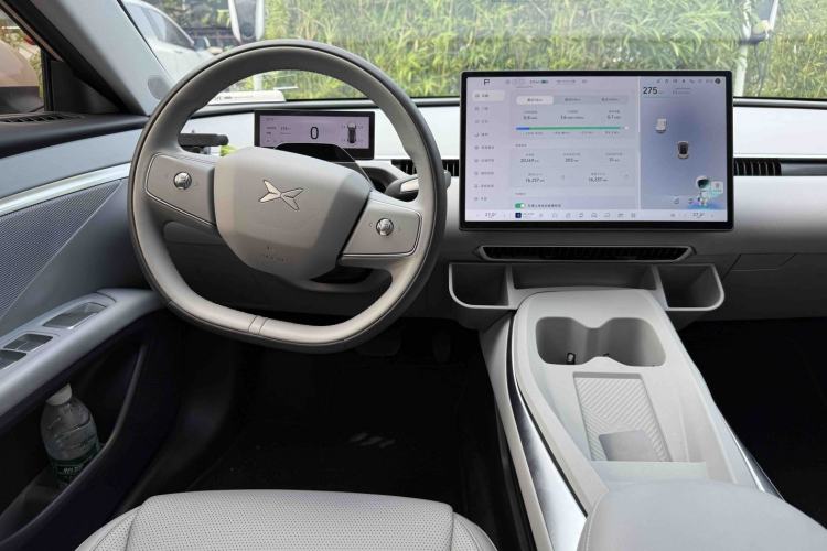 Used XPeng MONA M03 2024 620 with Ultra-Long Range Interior 2