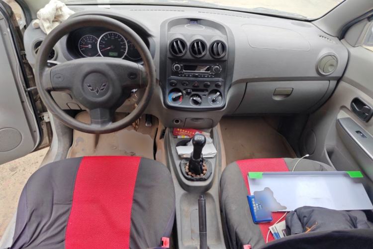 Used Wuling Hongguang 2010 1.2L Base Version China IV Standard
