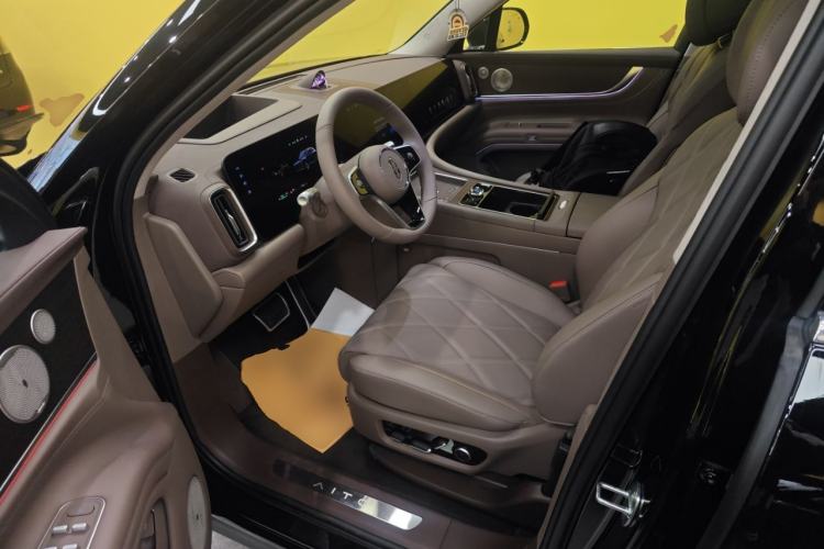 Used Hima AITO M9 2025 Extended-Range Ultra Version 52 kWh 6-Seater
