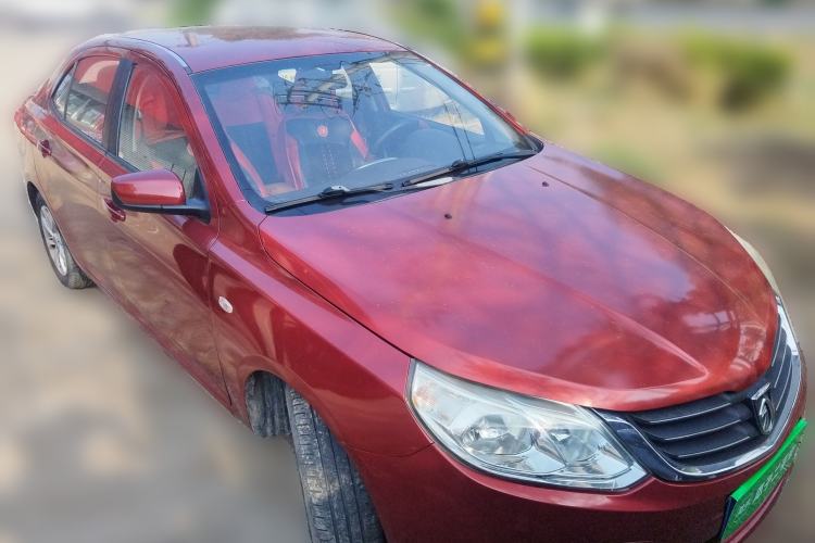 Used Baojun 630 2013 1.5L automatic comfort version Front Right 45 Deg