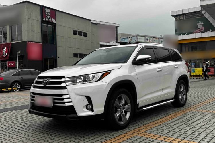 Used Toyota Highlander 2018 2.0T Four-Wheel Drive Luxury Version 7 Seats China VI Standard
