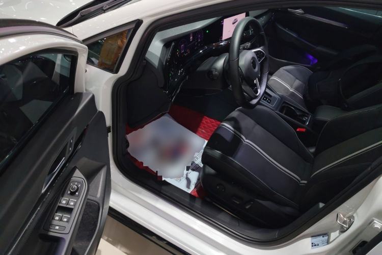 Used Volkswagen Golf 2023 Facelift 280TSI DSG R-Line Lite
