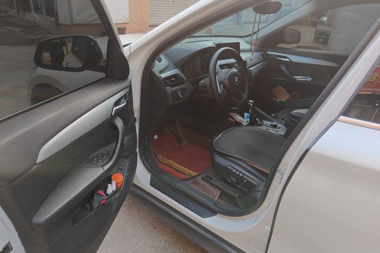 Used BMW X1 2016 sDrive18Li Premium Edition
