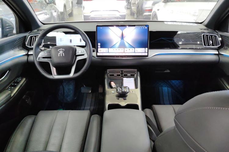 Used BYD Song Pro New Energy 2025 Second-Generation Intelligent Driving Version DM-i 115KM Excellence Edition Center Console