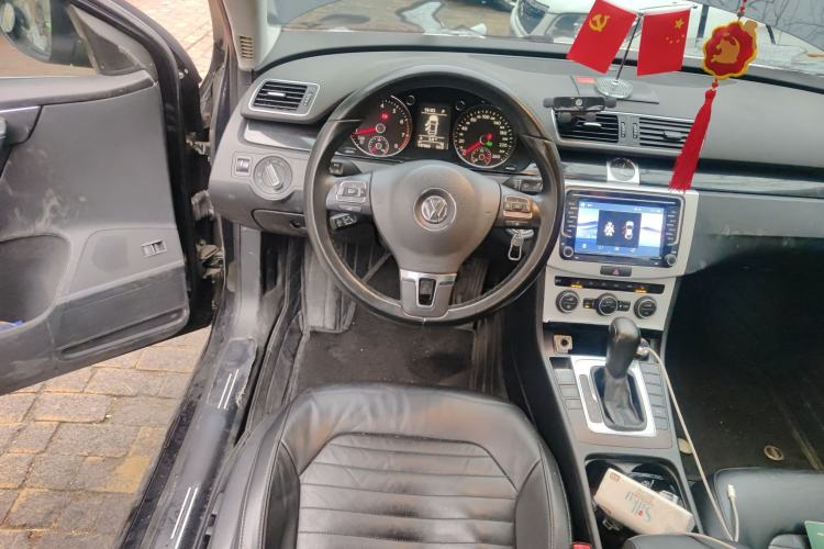 Used Volkswagen Magotan 2013 1.8TSI Luxury Model Steering Wheel