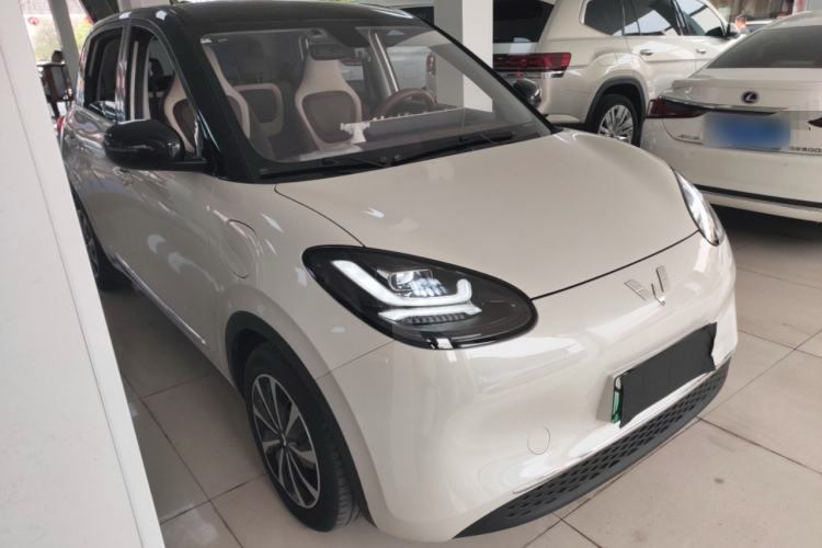 Used Wuling Bingo 2023 410 km Lingxi Deluxe Edition
