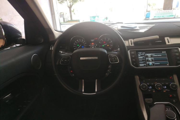 Used Land Rover Range Evoque 2014 2.0T 5-Door Luxury Edition