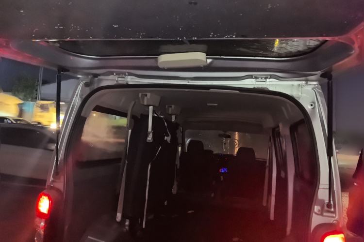 Used CHANGAN KAICHENG Ruixing M60 2020 1.5L Standard Version China VI 6-Seater DAM15KR Trunk