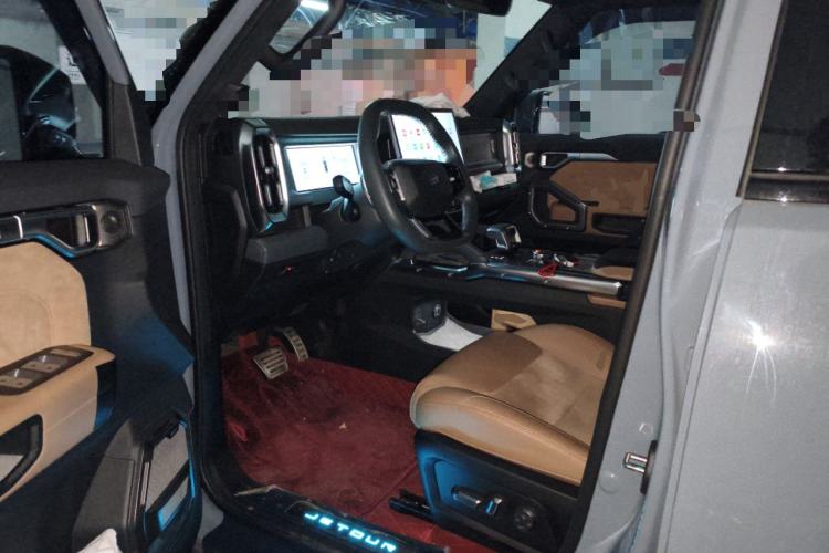 Used JETOUR Traveler 2023 2.0T All-Wheel Drive CrossPRO+
