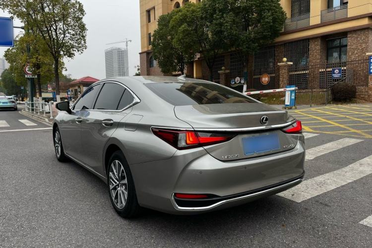 Used Lexus ES 2022 200 Excellence Edition