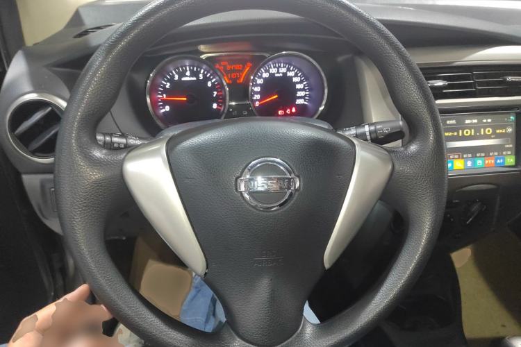 Used Nissan Livina 2013 Jingrui 1.6XL Manual Comfort Edition