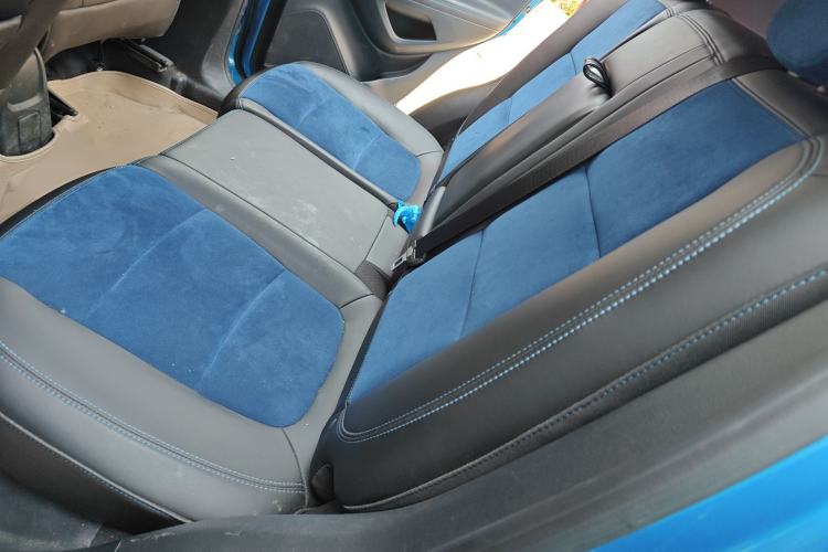 Used Buick Encore 2015 1.4T Automatic Two-Wheel Drive Urban Leading Model Left Rear Seat