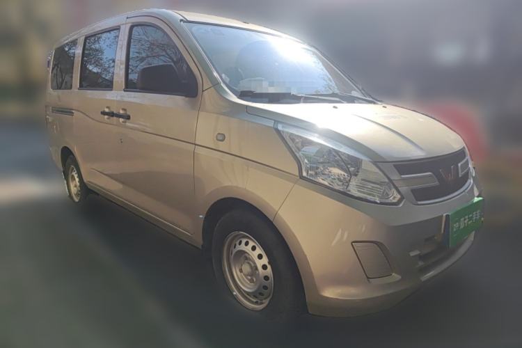 Used Wuling Rongguang V 2019 1.5L Practical Model China VI LAR Front Right 45 Deg