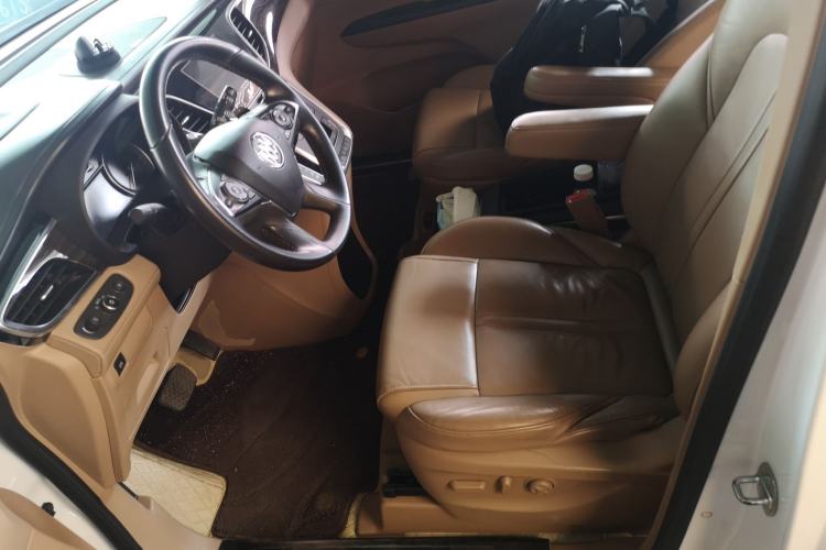 Used Buick GL8 2017 ES 28T Premium Version China V Standard Left Front Seat