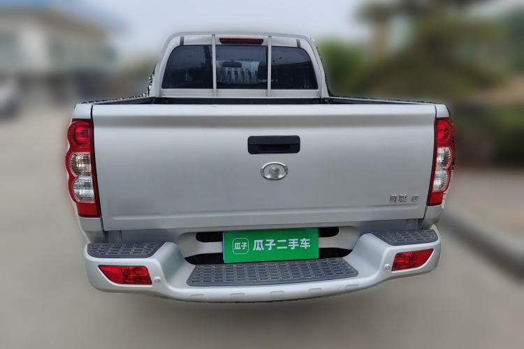 Used Great Wall Wingle 5 2023 2.4L Gasoline Two-Wheel-Drive Entry-Level Big Double Rear